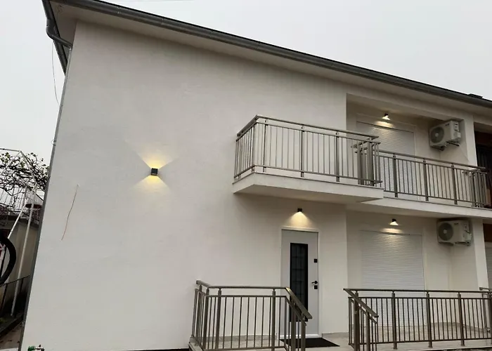 Phenix Parking Free Lägenhetshotell Podgorica