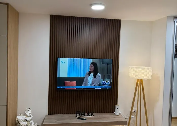 Phenix Parking Free 3*