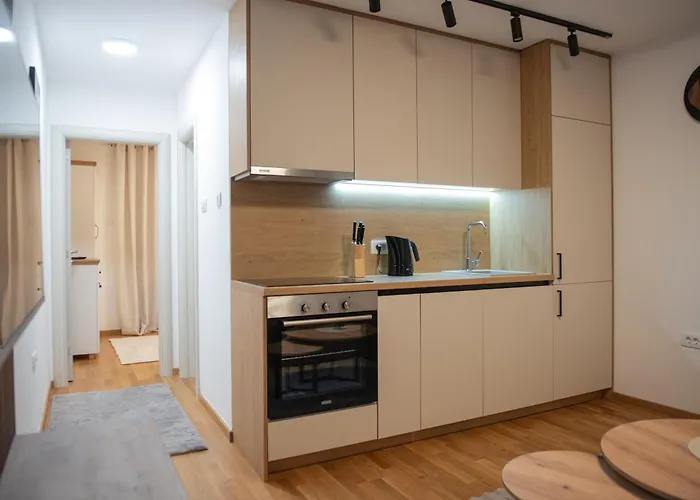 Phenix Parking Free מלון דירות 3*