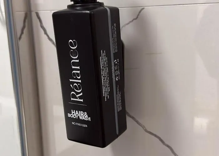 מלון דירות Phenix Parking Free 3*